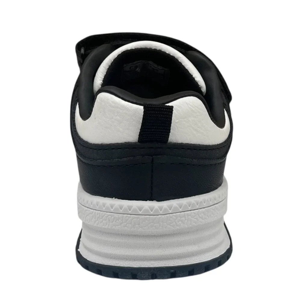 Carters Little Boys Ayngel Classic Style Slip-on Sneakers‎ Size 11 Black White